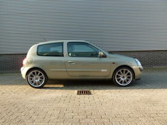 17 inch Borbet CW1 zilver velgen