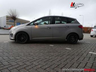 IT WHEELS VELGEN ALICE BLACK GEMONTEERD ONDER EEN FORD C-MAX 16 INCH MET WINTERBANDEN
