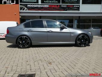 NIU WHEELS BAYERN  IN 19 INCH GEMONTEERD ONDER EEN BMW 3 SERIE 